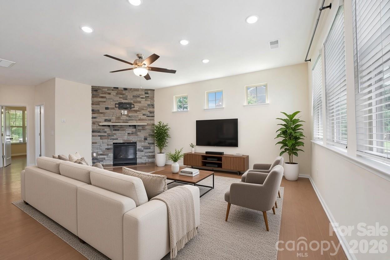 15505 Davidson East Drive Property Photo 18