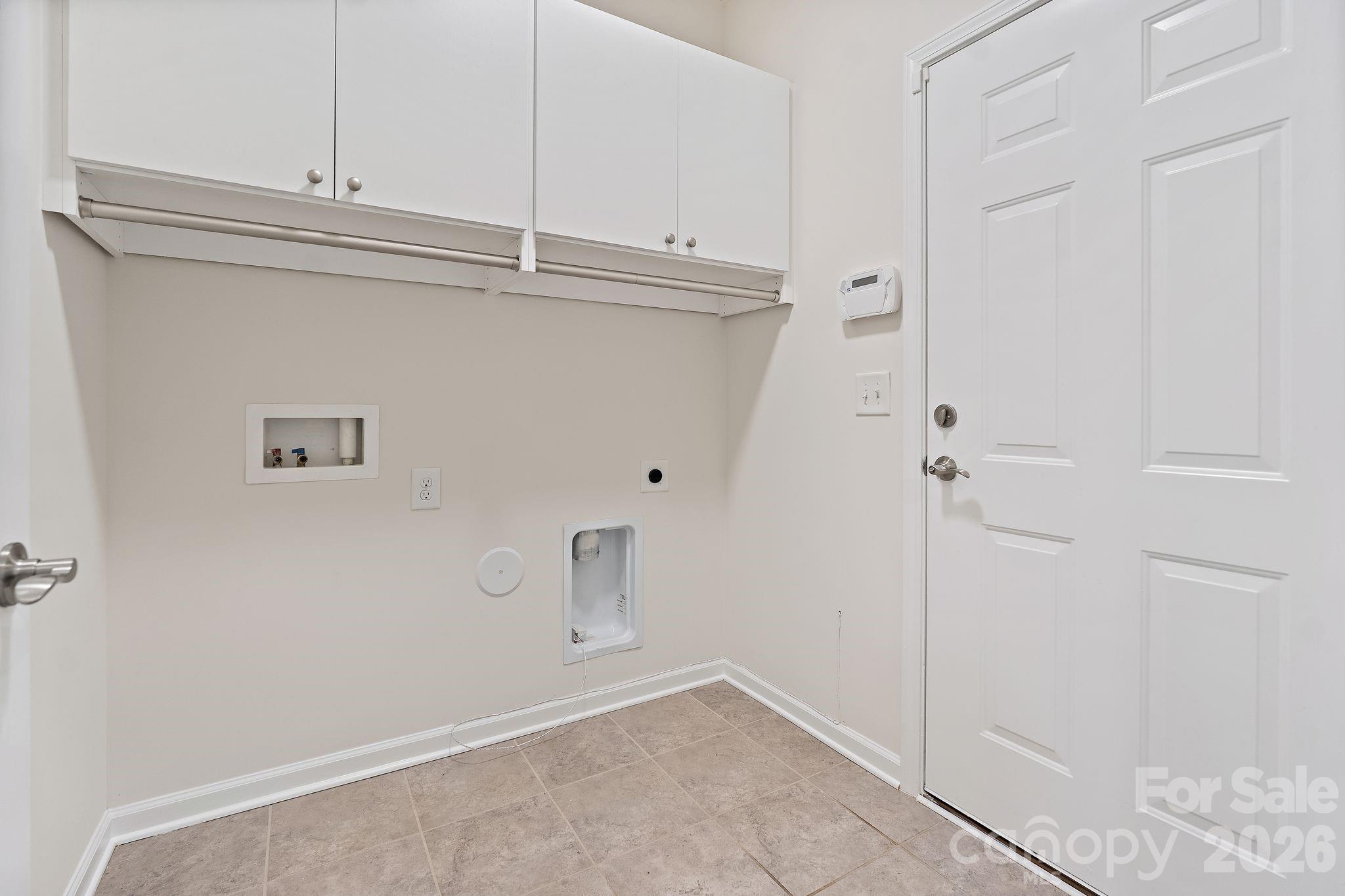 6948 Sunset Crater Place Property Photo 8