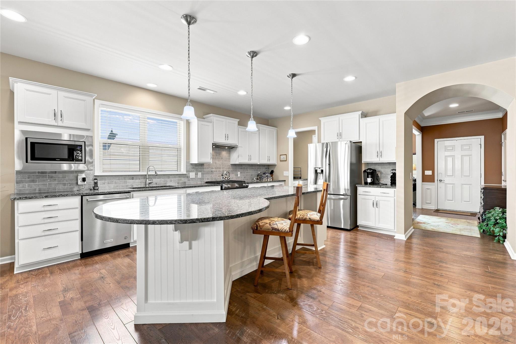 689 Birchway Drive Property Photo 11