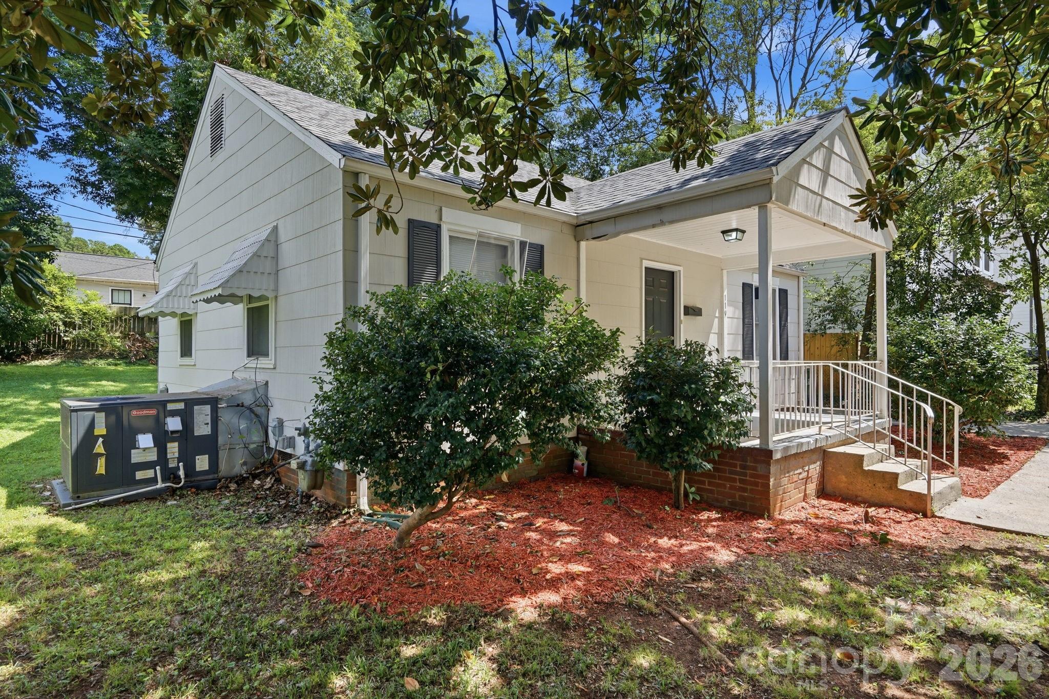 119 S Gregg Street Property Photo 1