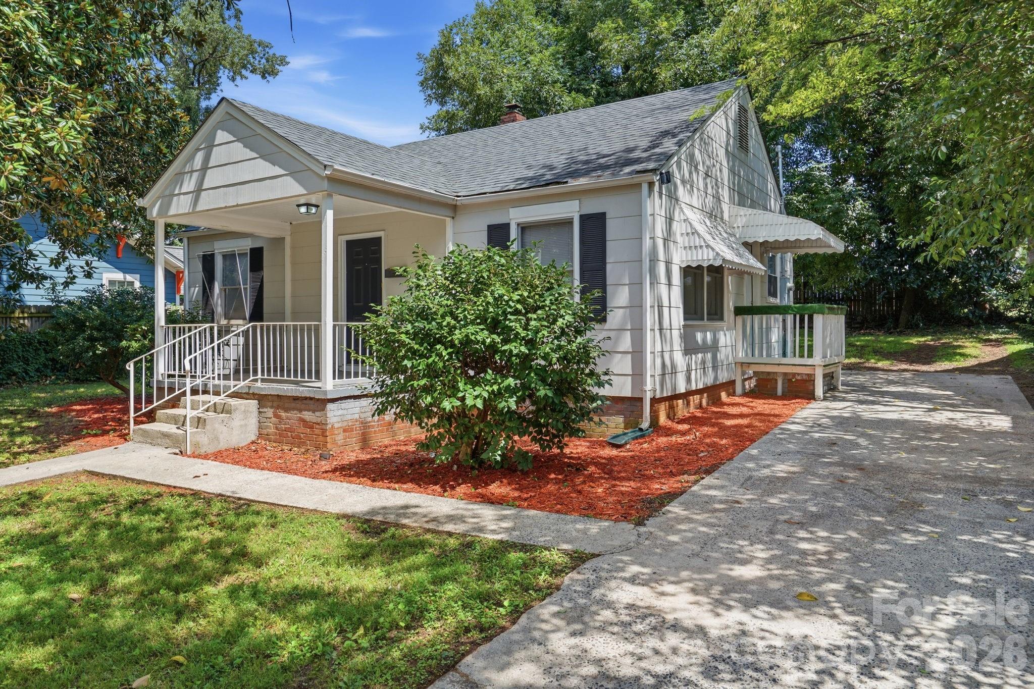 119 S Gregg Street Property Photo 3