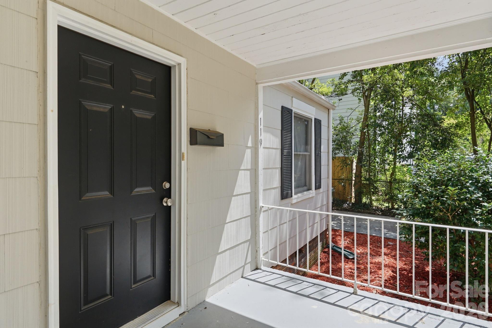 119 S Gregg Street Property Photo 4