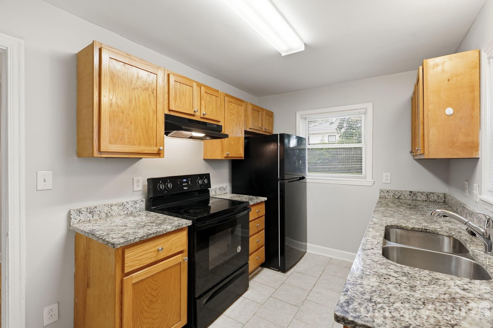 119 S Gregg Street Property Photo 11