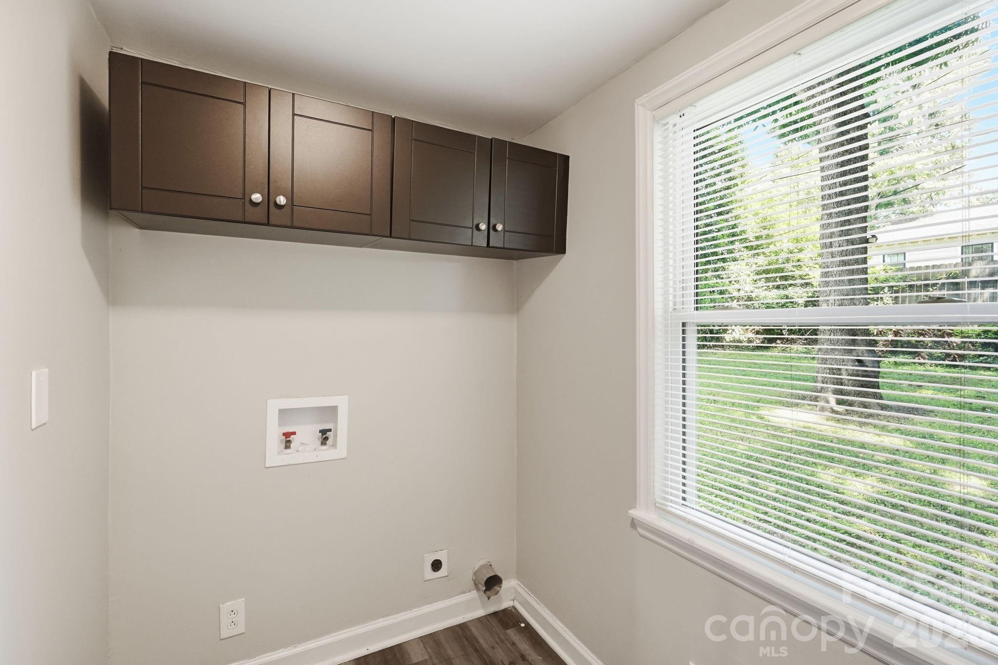 119 S Gregg Street Property Photo 19