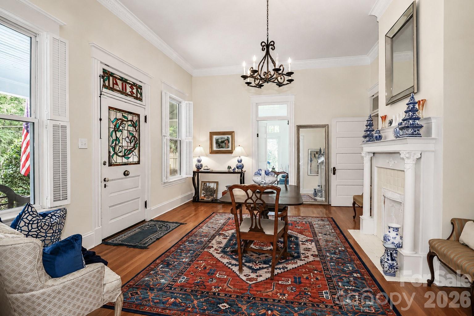 804 E Broad Street Property Photo 6
