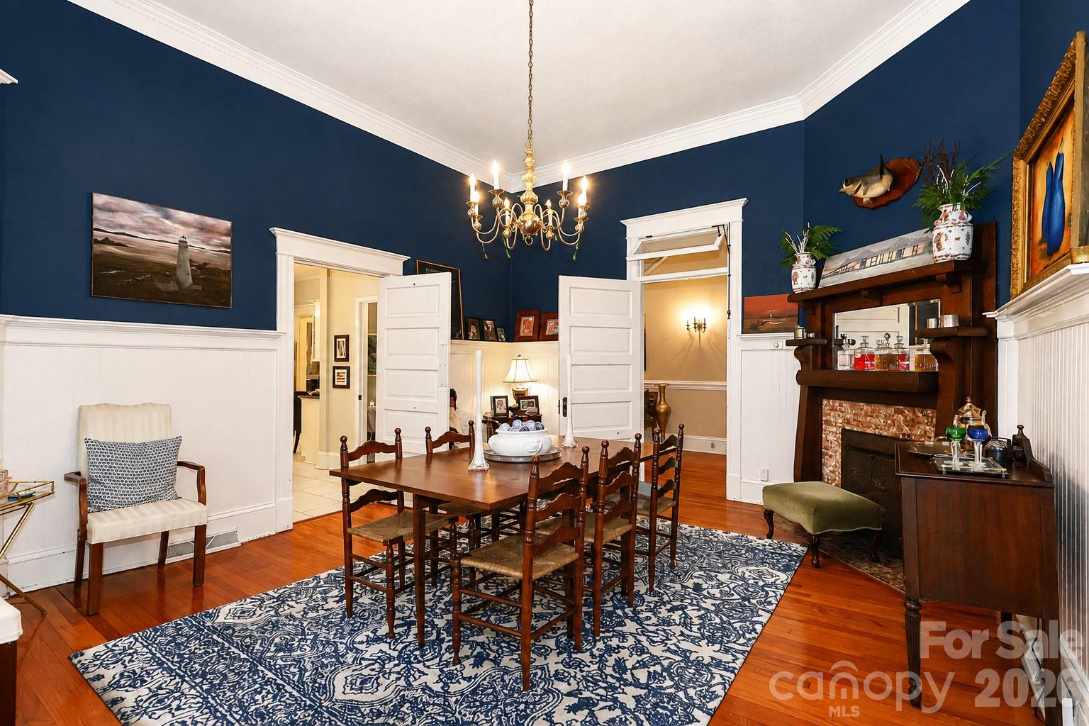 804 E Broad Street Property Photo 15