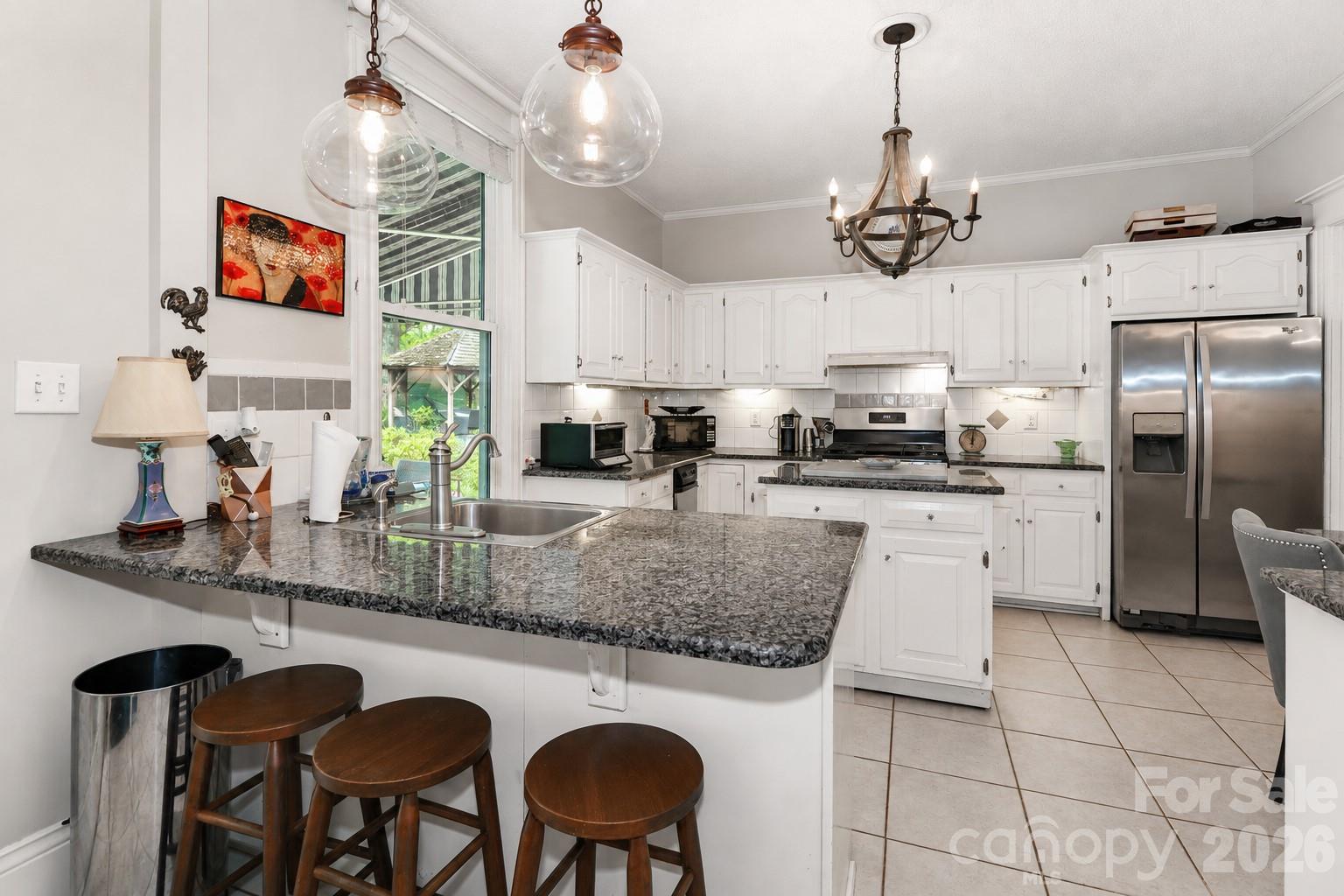 804 E Broad Street Property Photo 16