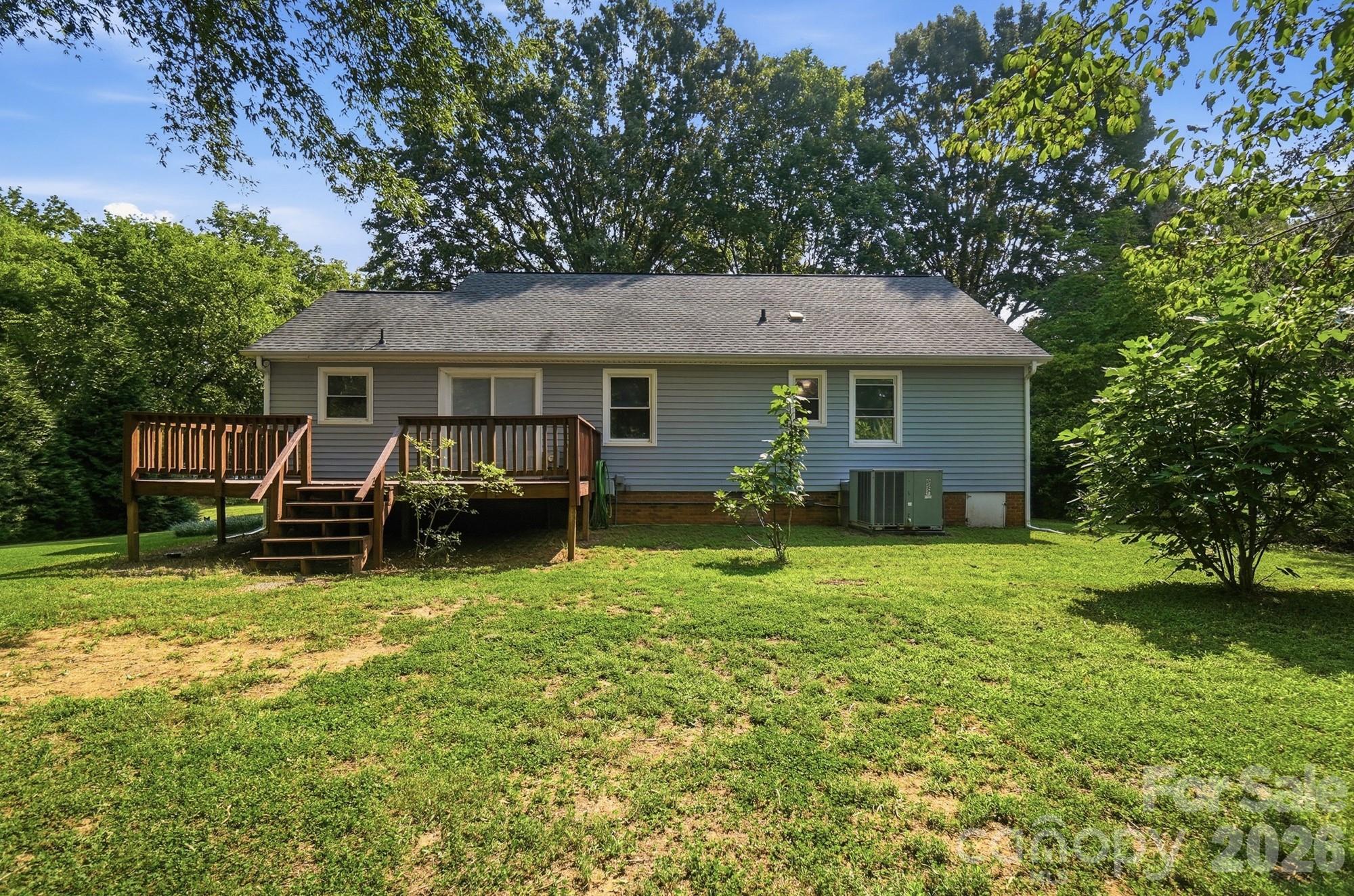 2818 Castlebrook Drive Property Photo 40