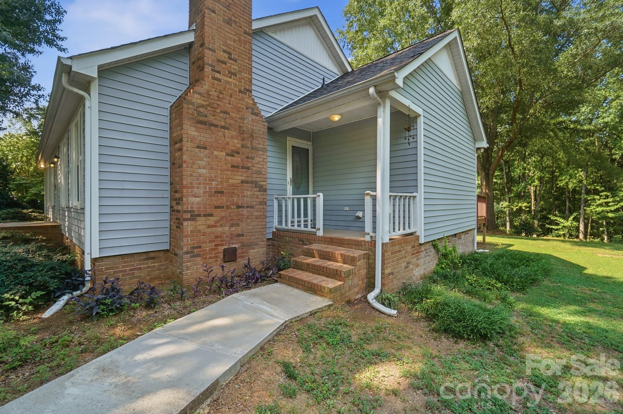 2818 Castlebrook Drive Property Photo 46