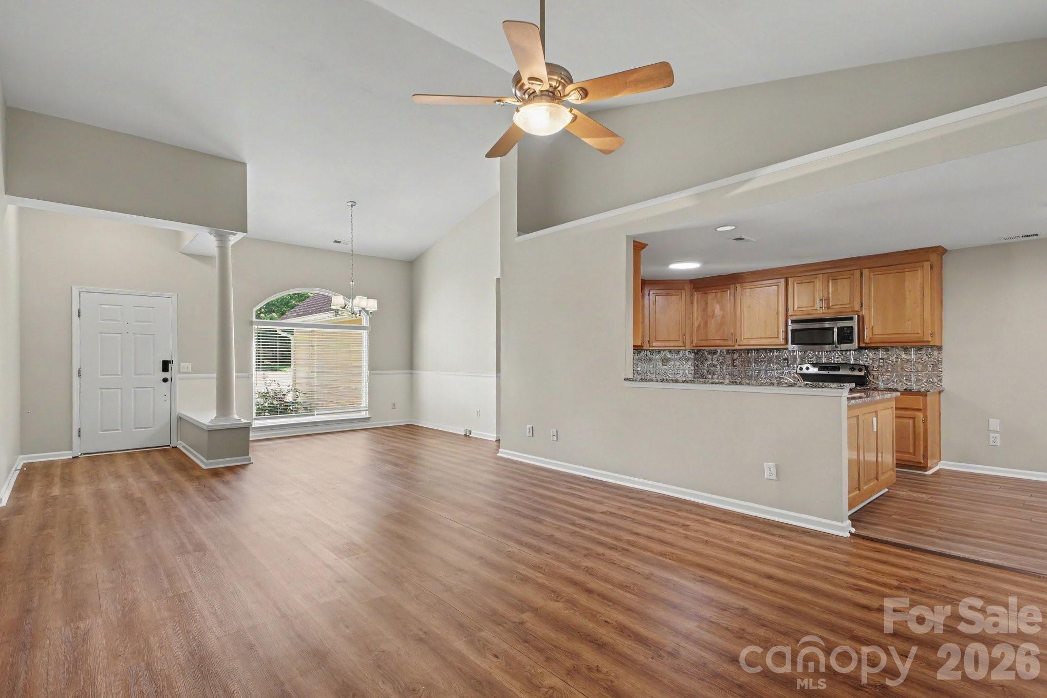 16130 Amber Field Drive Property Photo 8