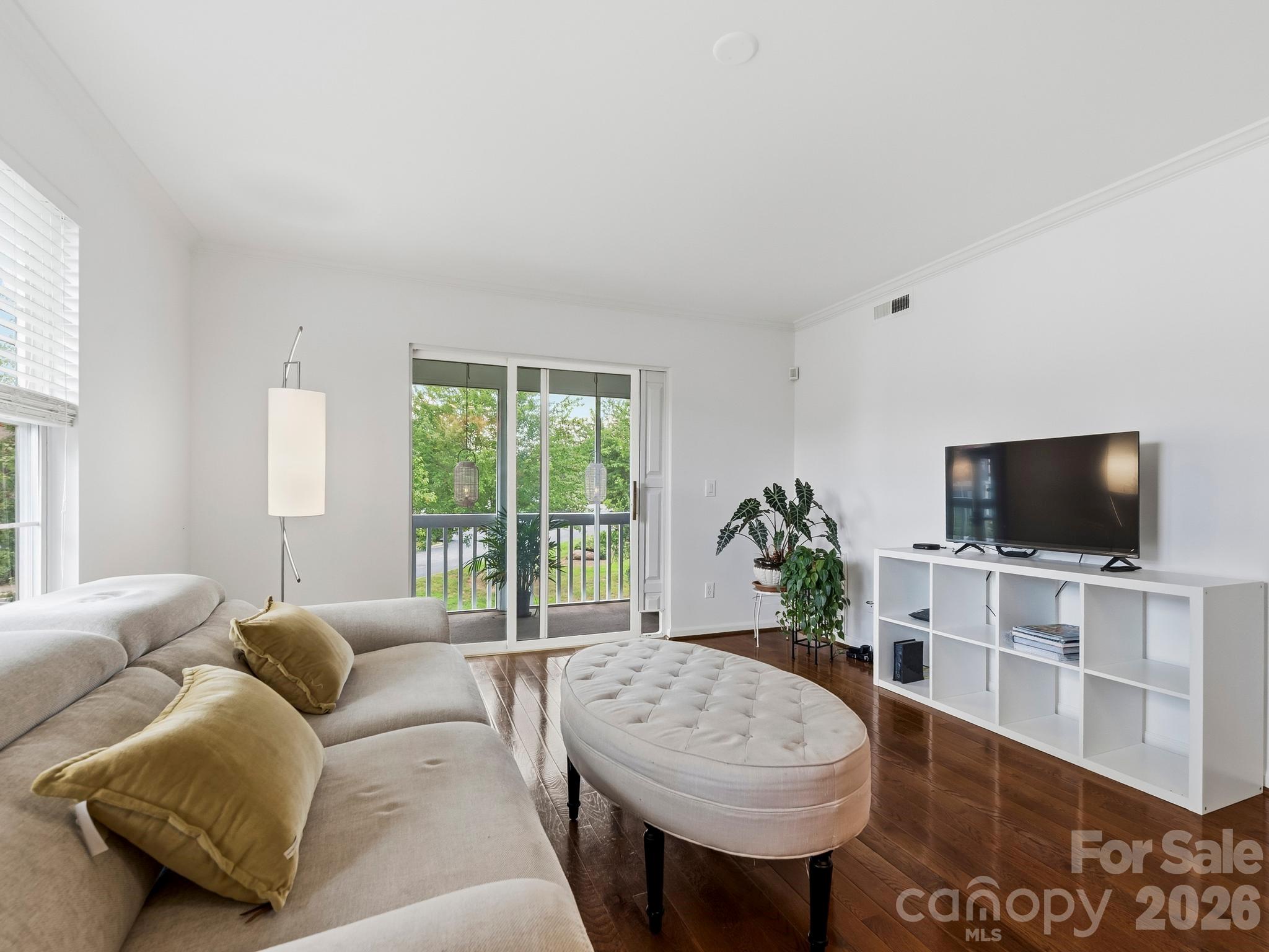 4402 Marble Way Property Photo 7