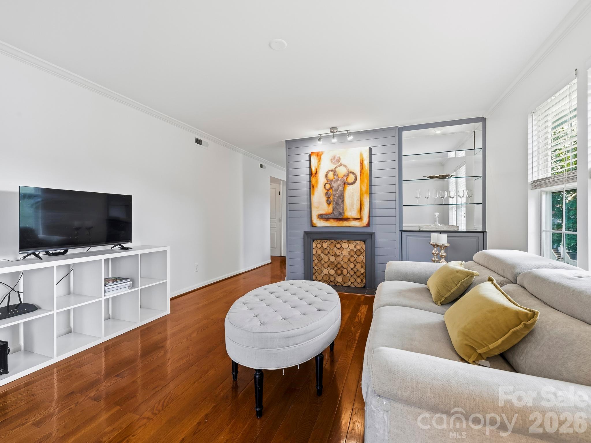 4402 Marble Way Property Photo 8
