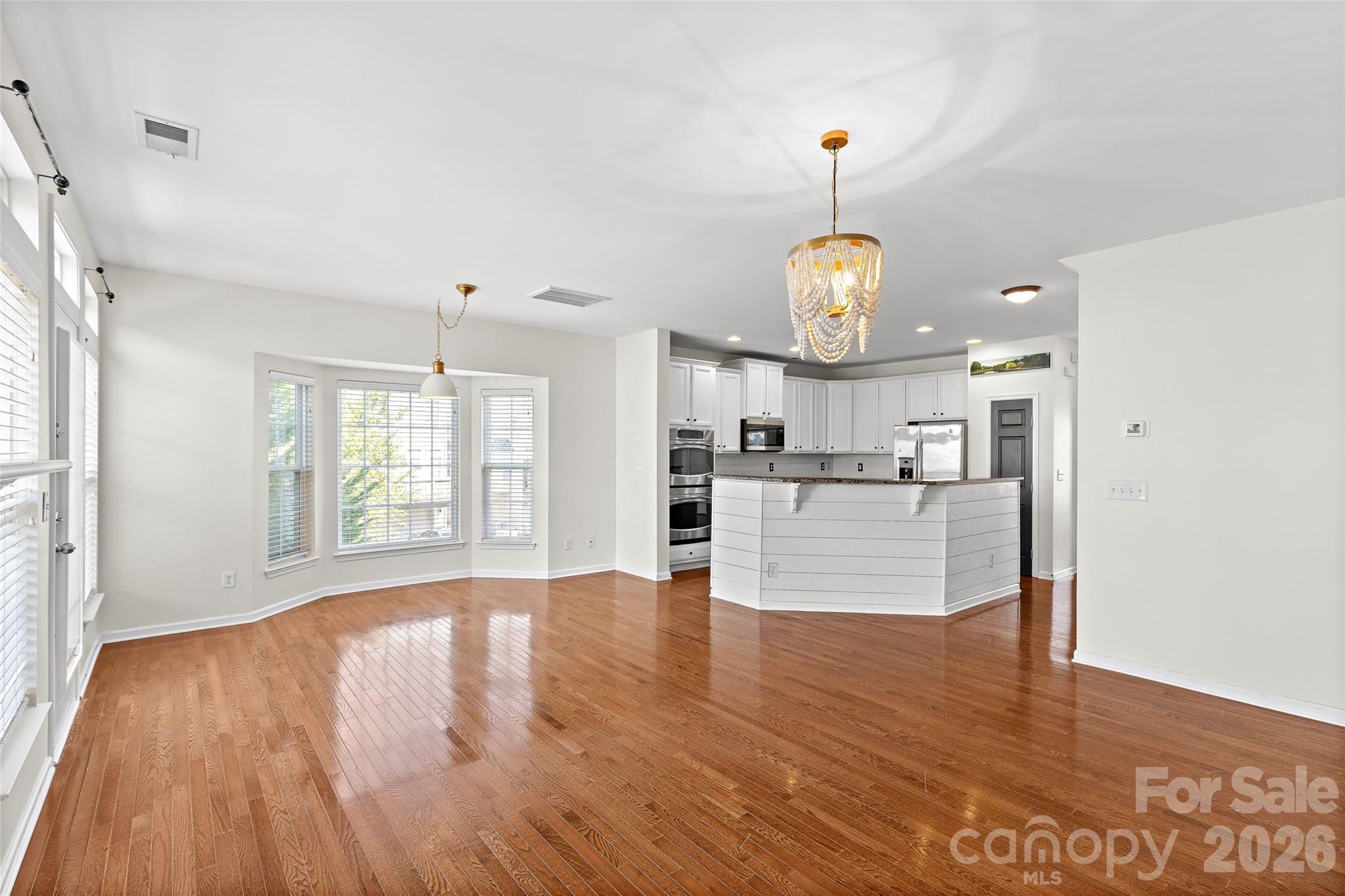 7600 Turley Ridge Lane Property Photo 3