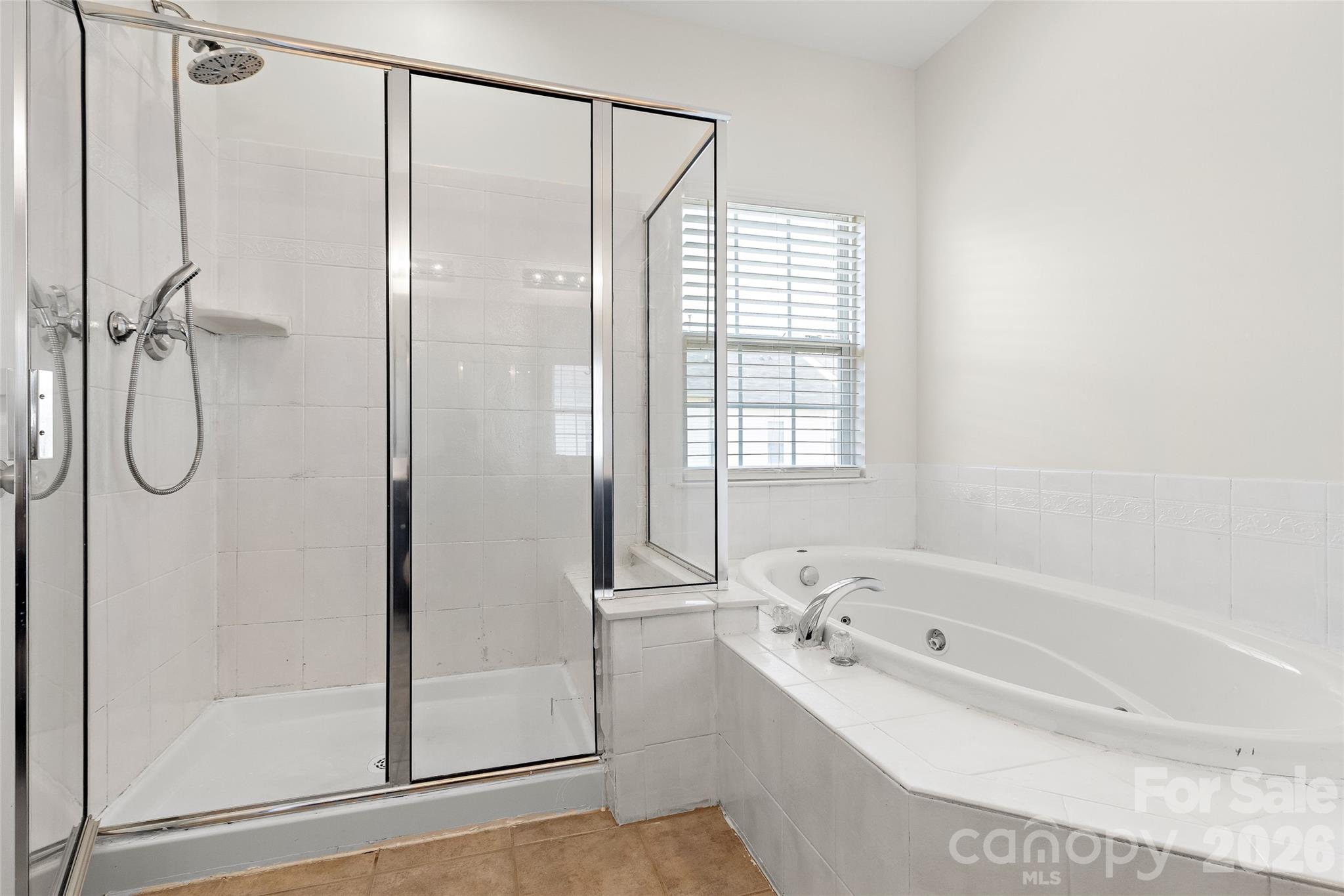 7600 Turley Ridge Lane Property Photo 12