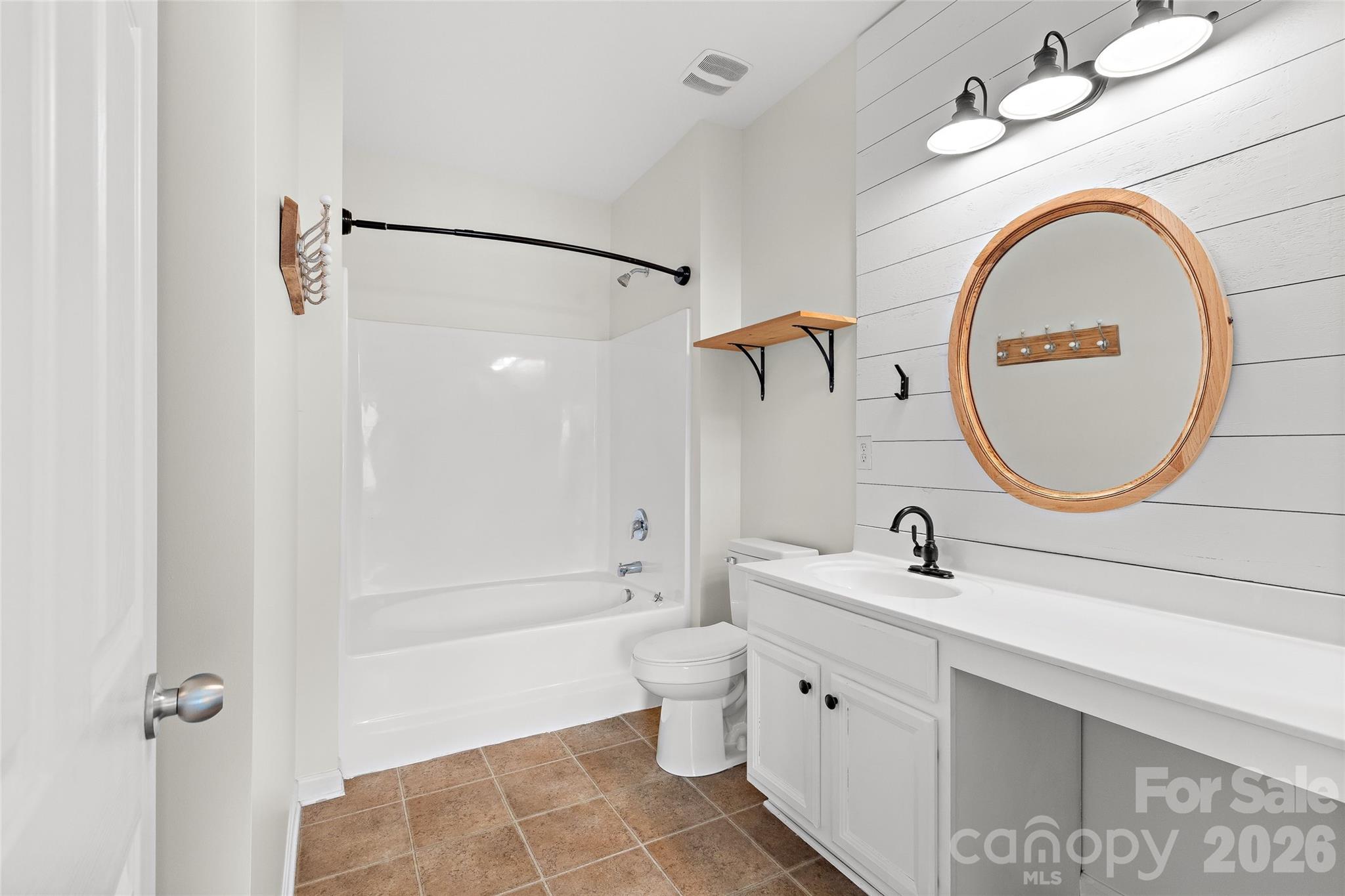 7600 Turley Ridge Lane Property Photo 15