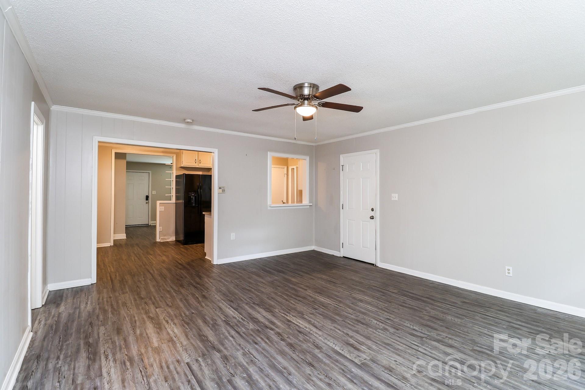 6424 Springfield Drive Property Photo 9