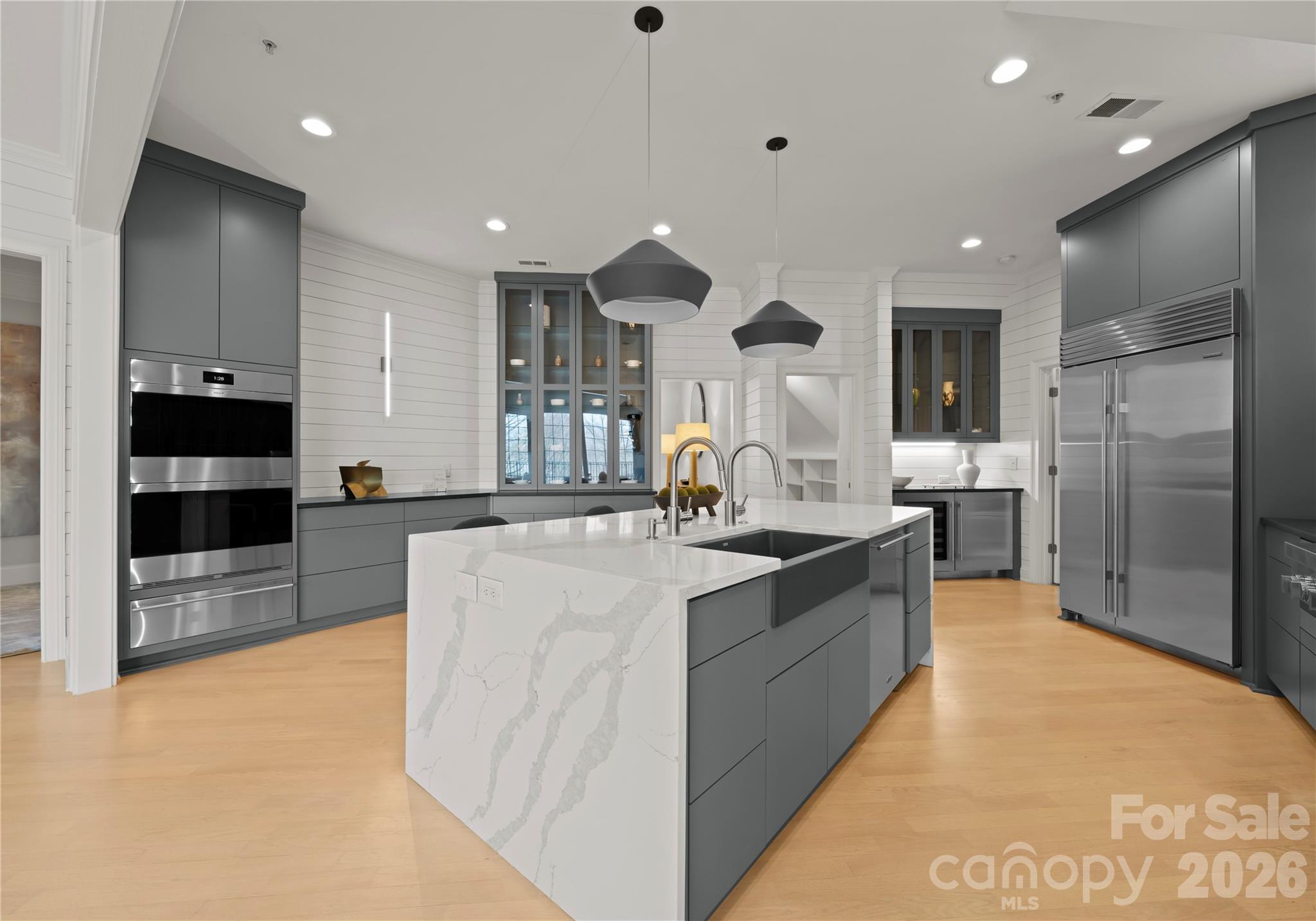 974 Queens Road Property Photo 15