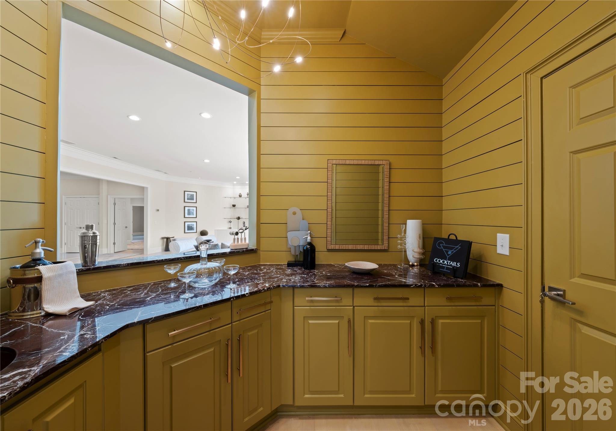 974 Queens Road Property Photo 20
