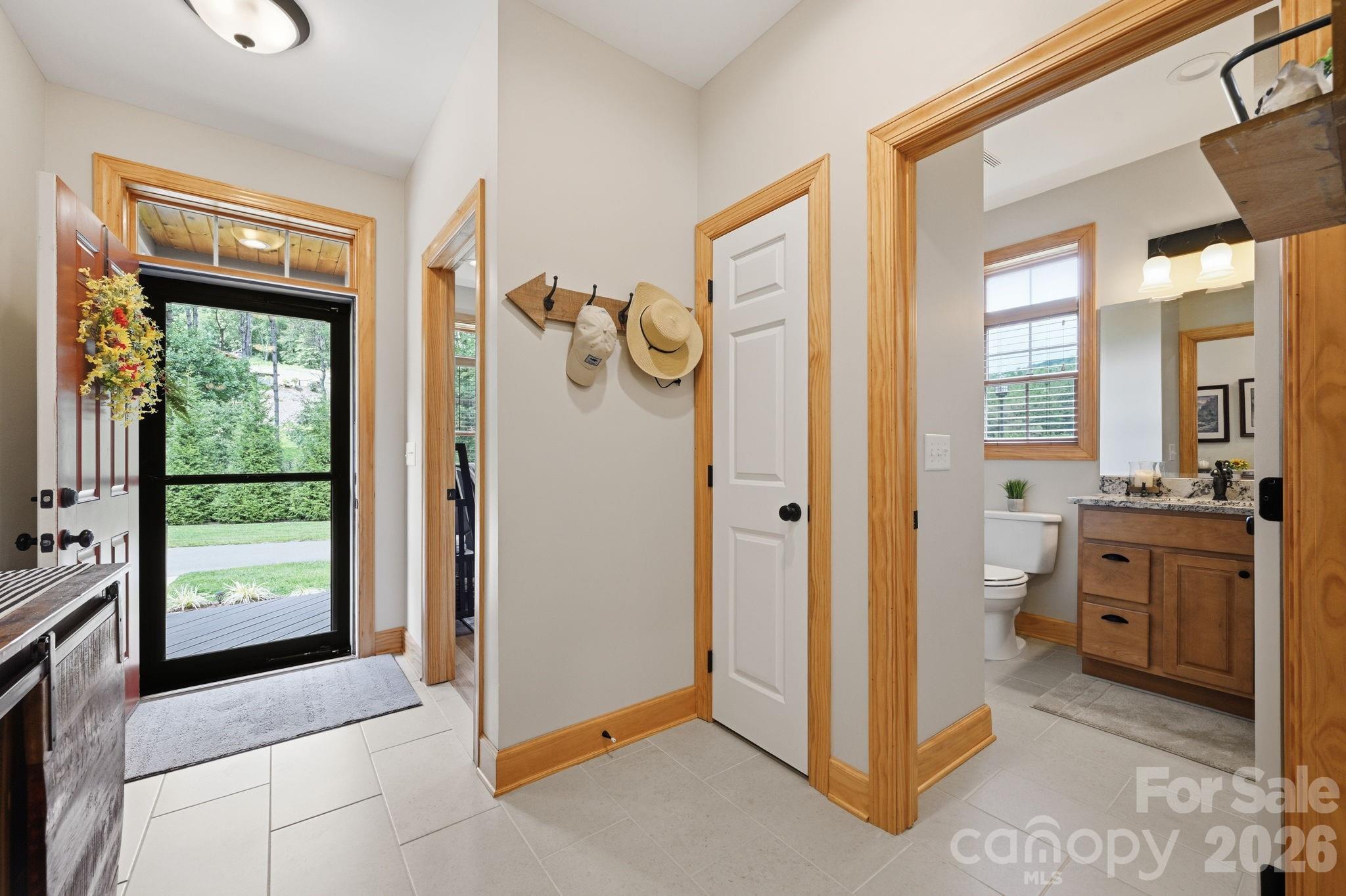 172 Whispering Streams Court 2 Property Photo 7