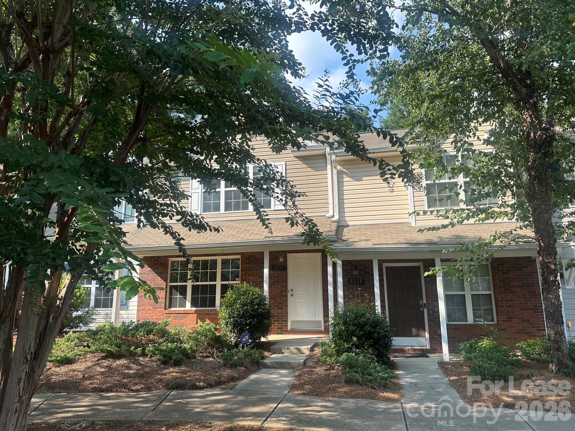 5209 Ficus Tree Lane Property Photo 1