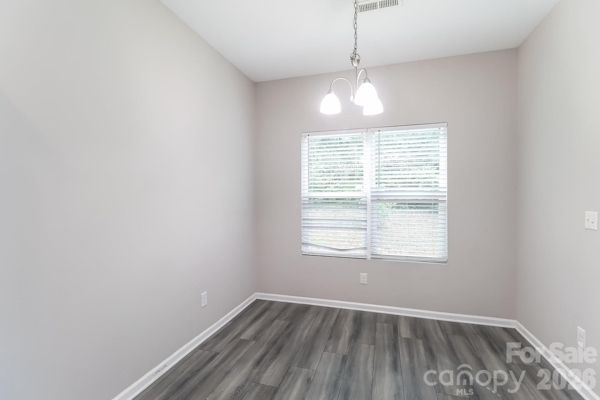 6237 Sydney Mae Lane Property Photo 4