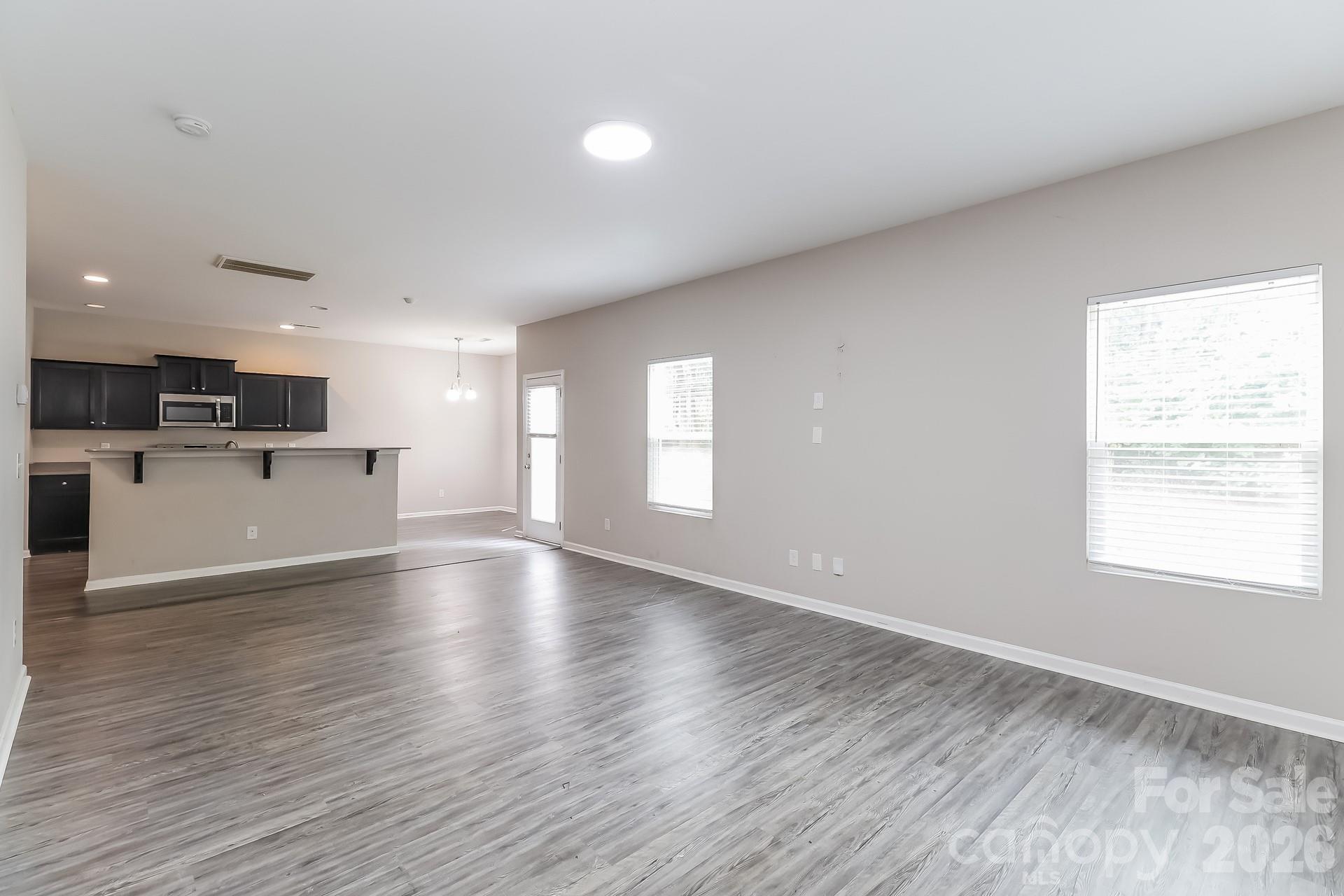 6237 Sydney Mae Lane Property Photo 8