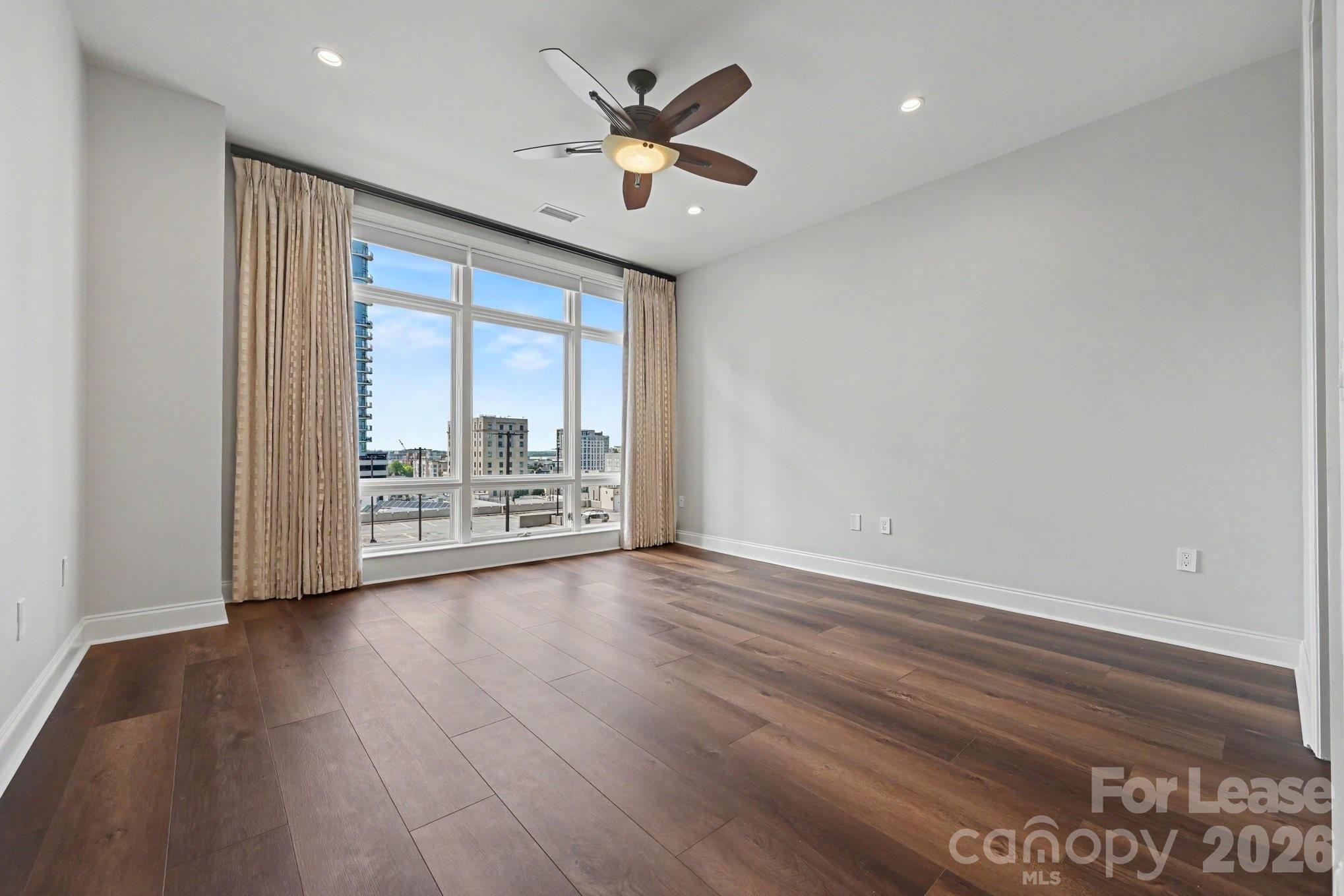 230 S Tryon Street Property Photo 18