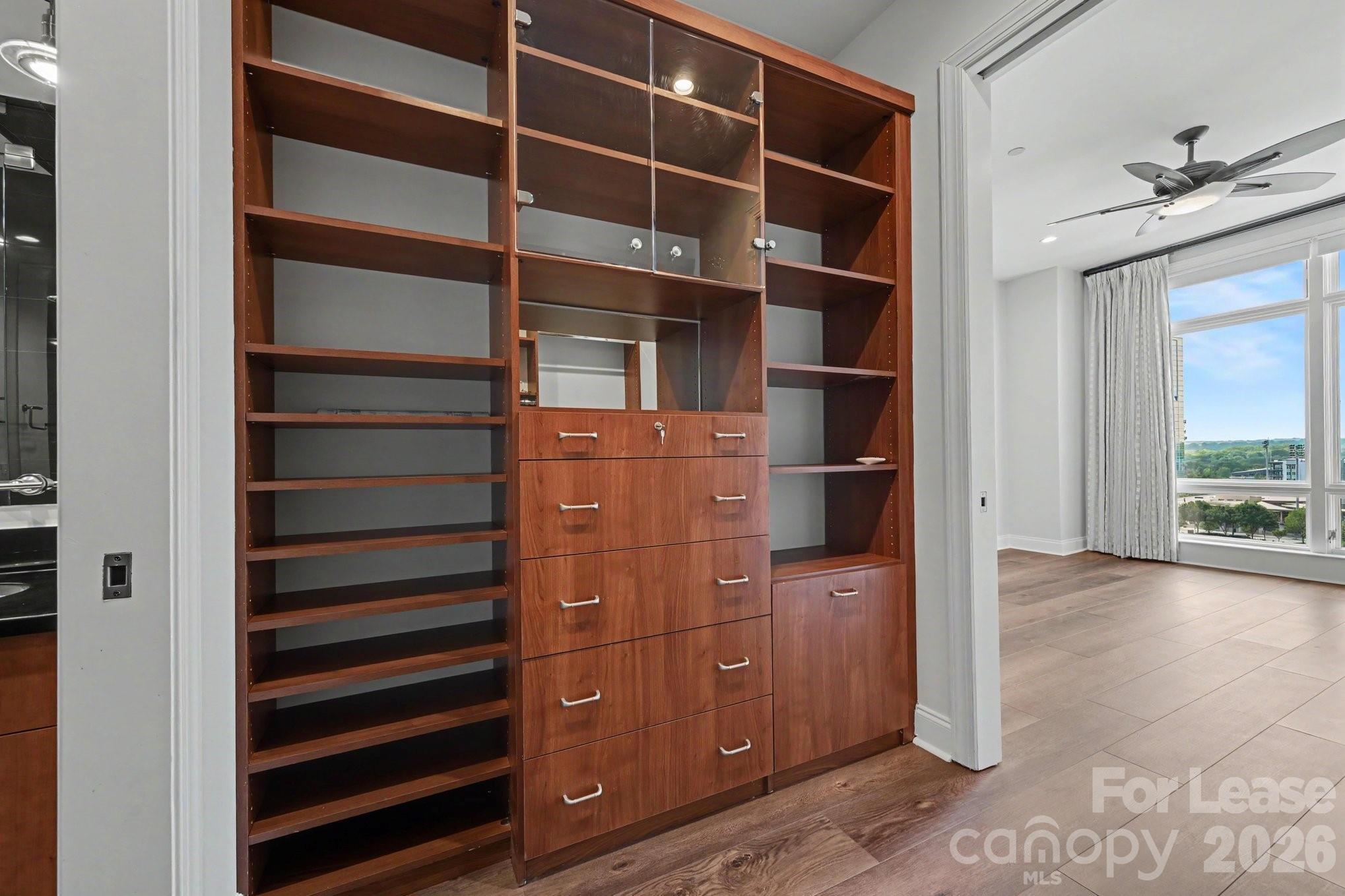 230 S Tryon Street Property Photo 20