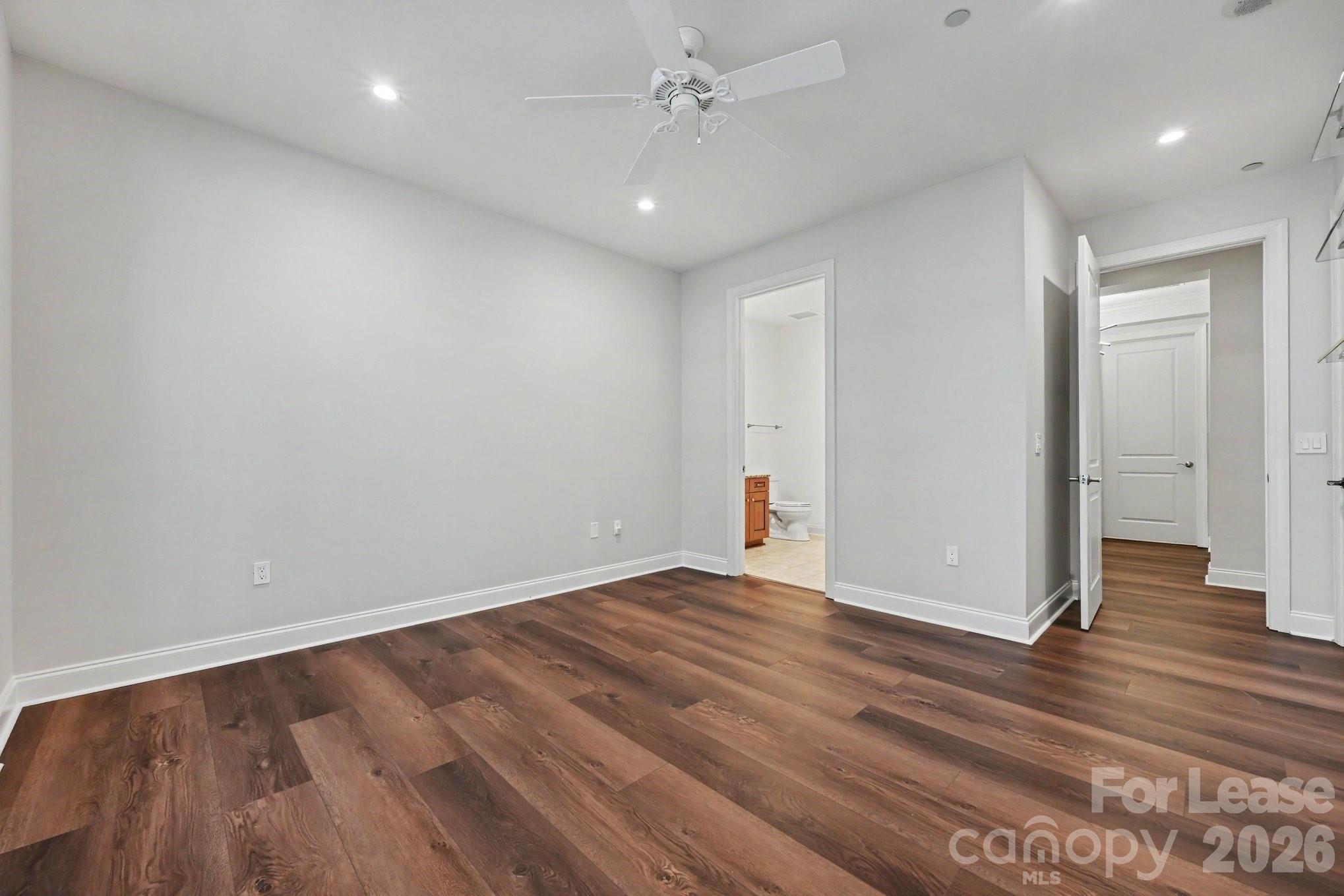 230 S Tryon Street Property Photo 25