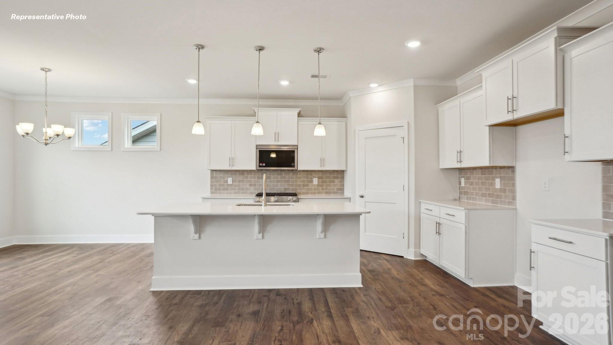 3260 Oberon Street Property Photo 5