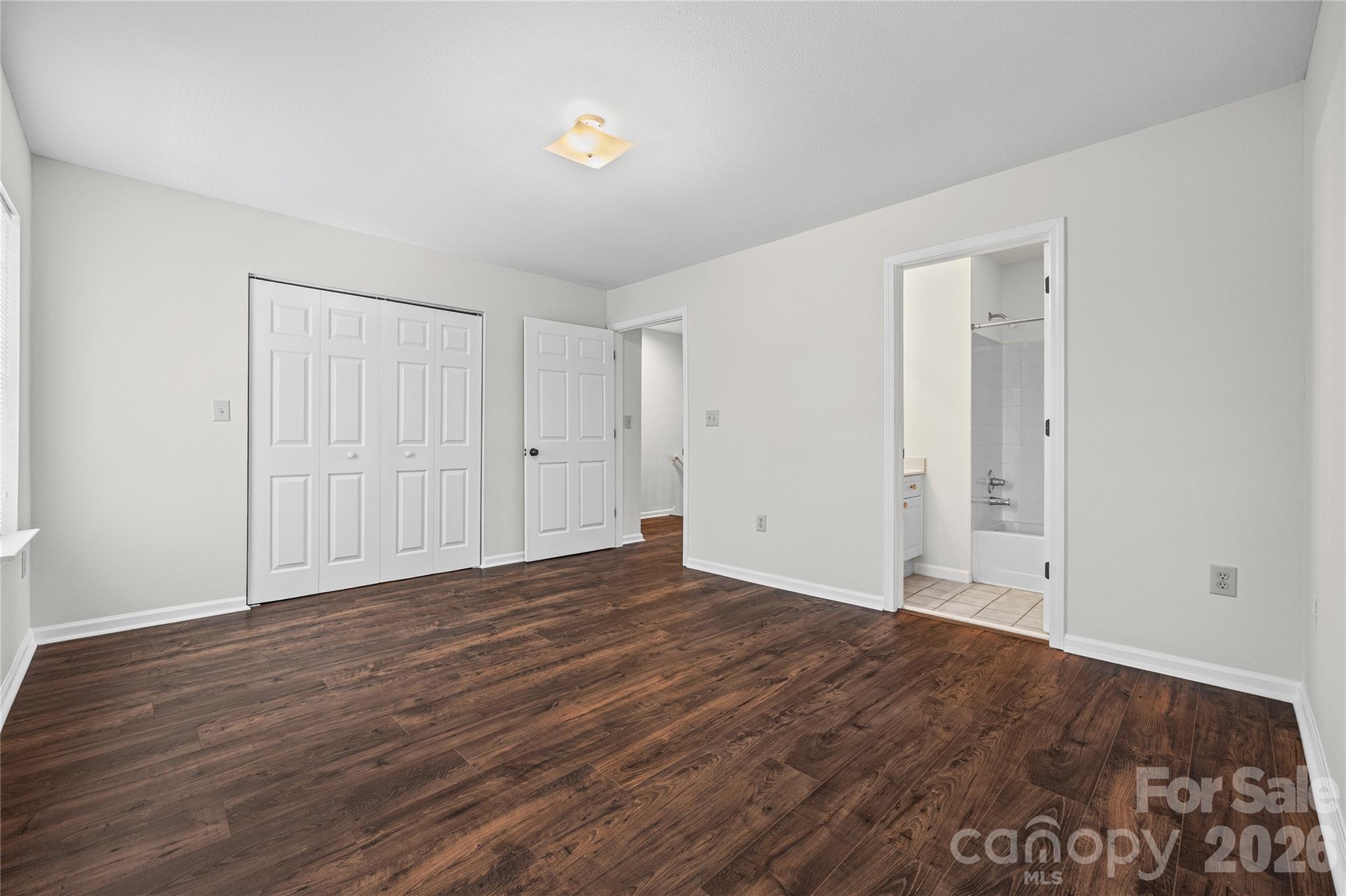 711 Stone Village Drive Property Photo 15