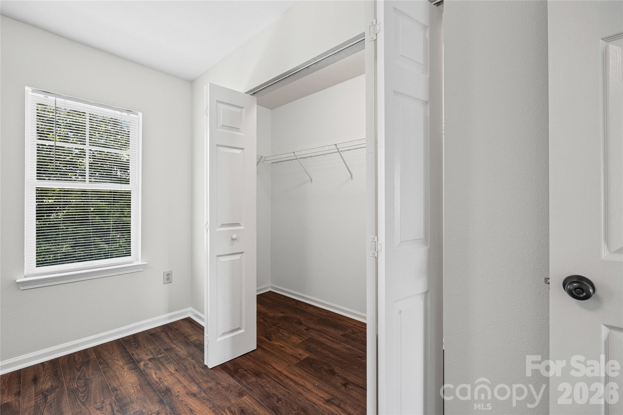 711 Stone Village Drive Property Photo 16
