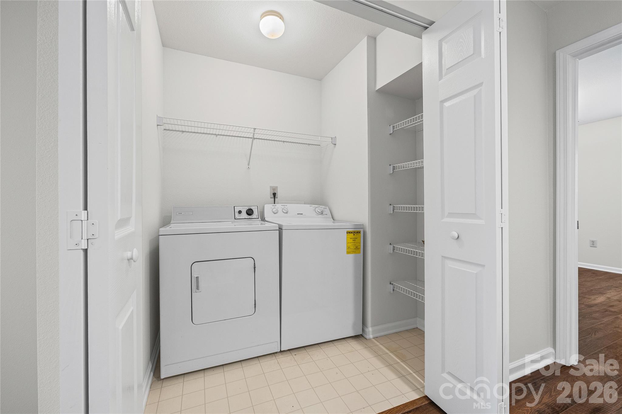711 Stone Village Drive Property Photo 24