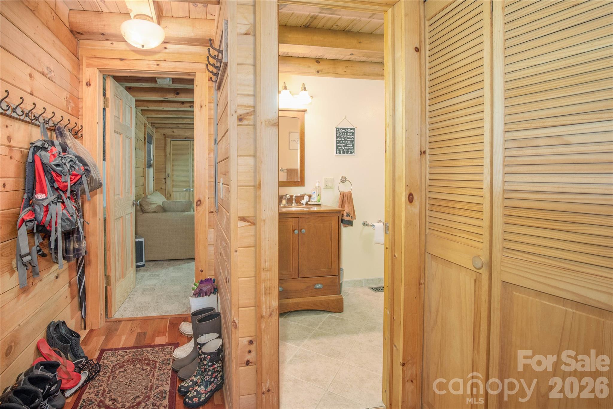 400 Amber Drive Property Photo 22