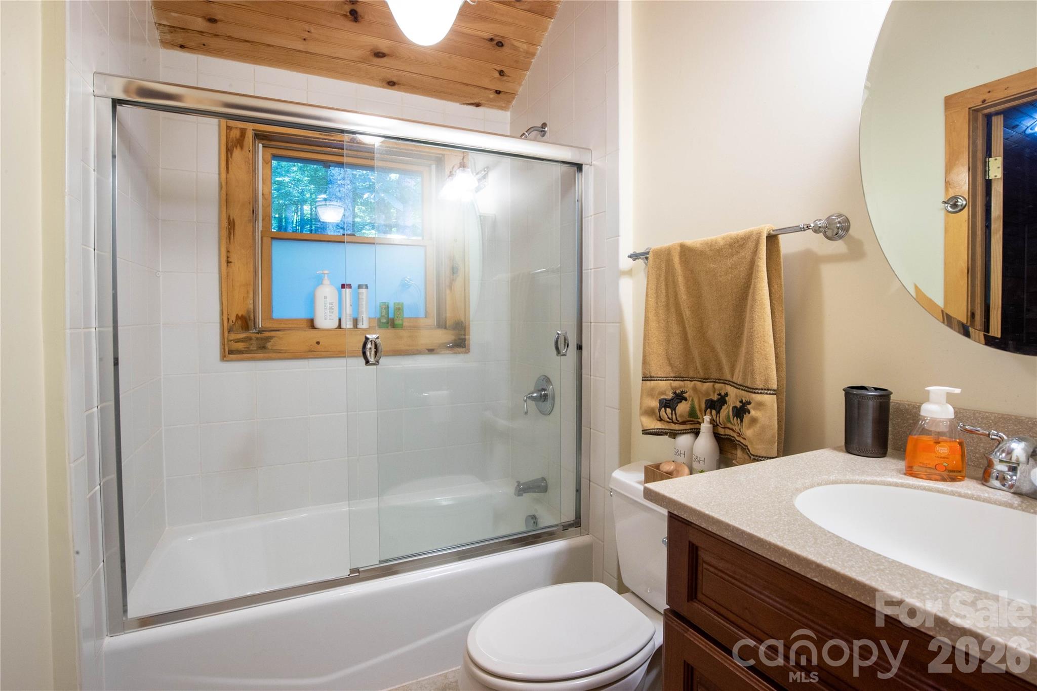400 Amber Drive Property Photo 23