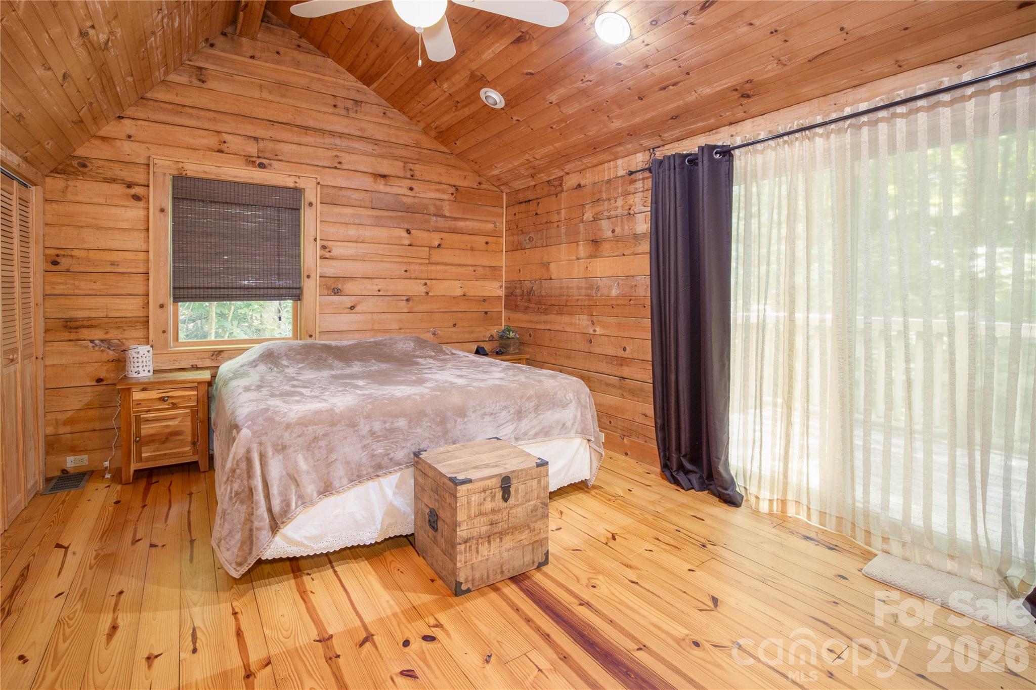 400 Amber Drive Property Photo 24