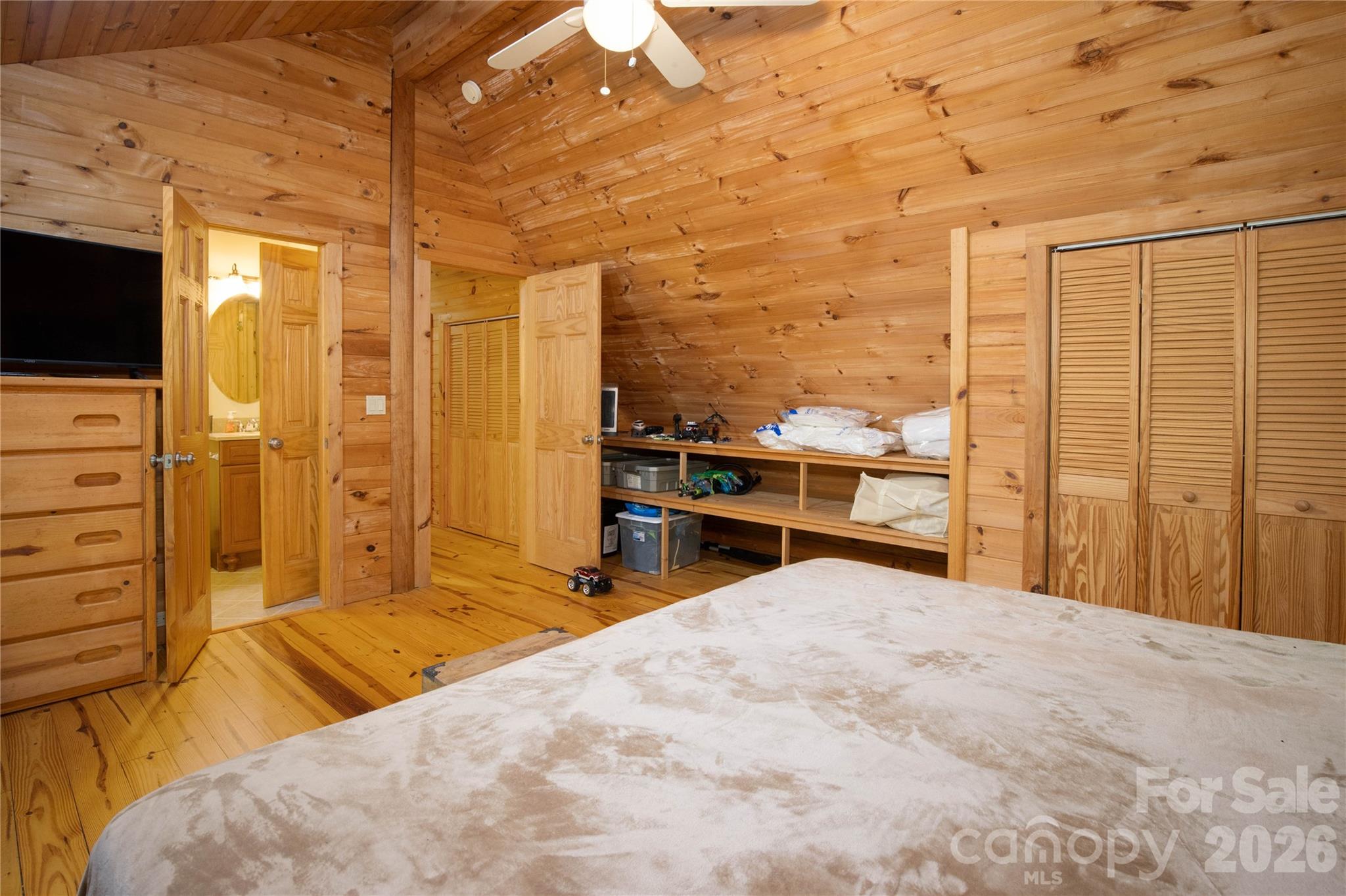 400 Amber Drive Property Photo 25