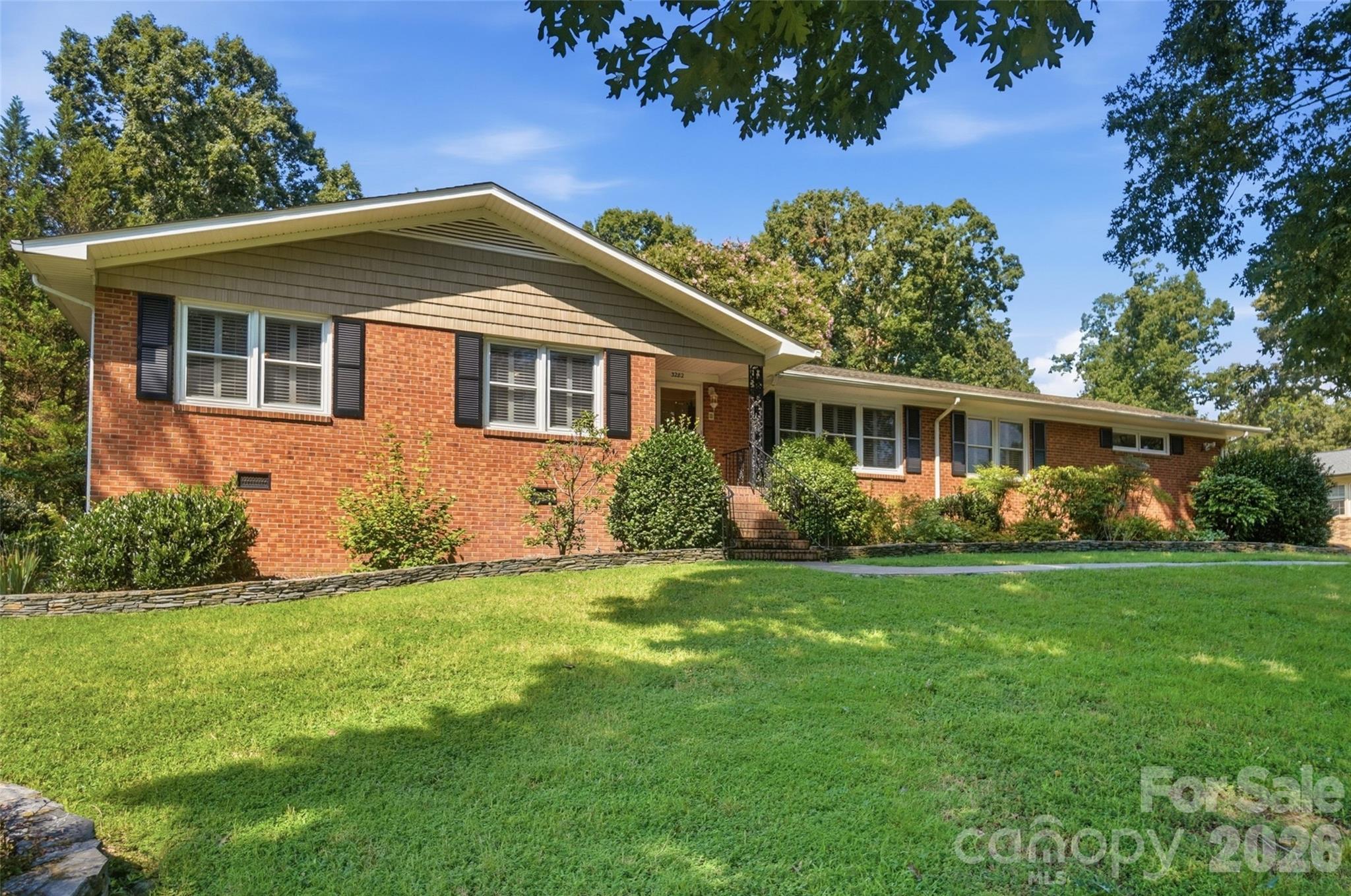 3282 Woodchuck Drive Property Photo 4