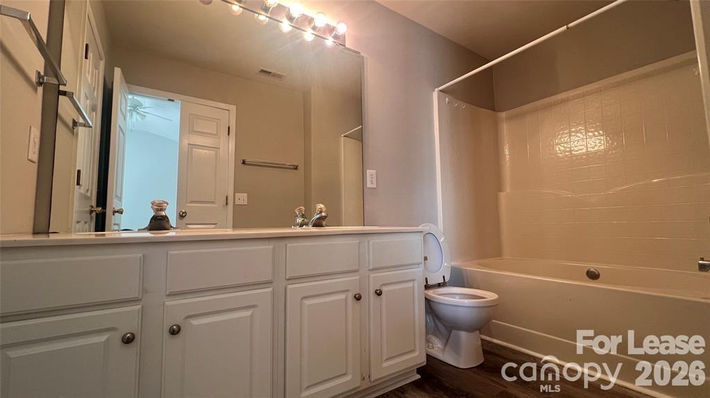 3261 Mannington Drive Property Photo 7