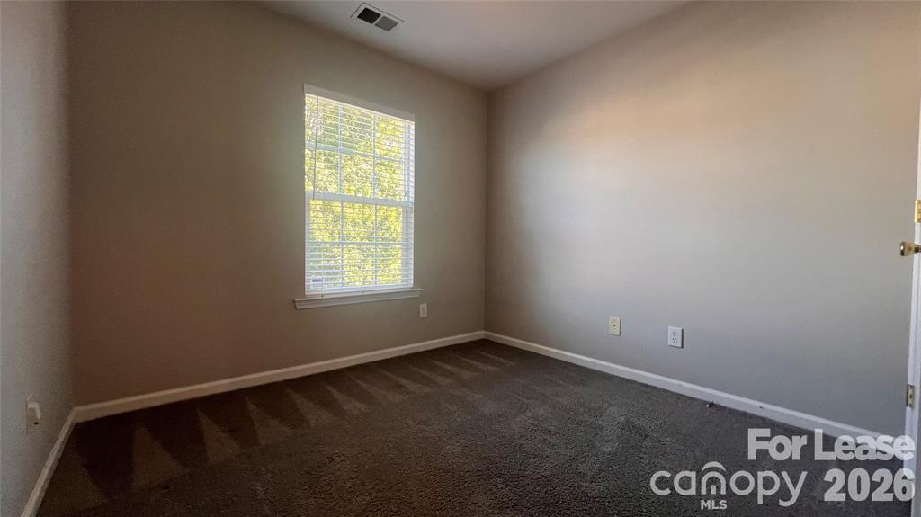 3261 Mannington Drive Property Photo 8