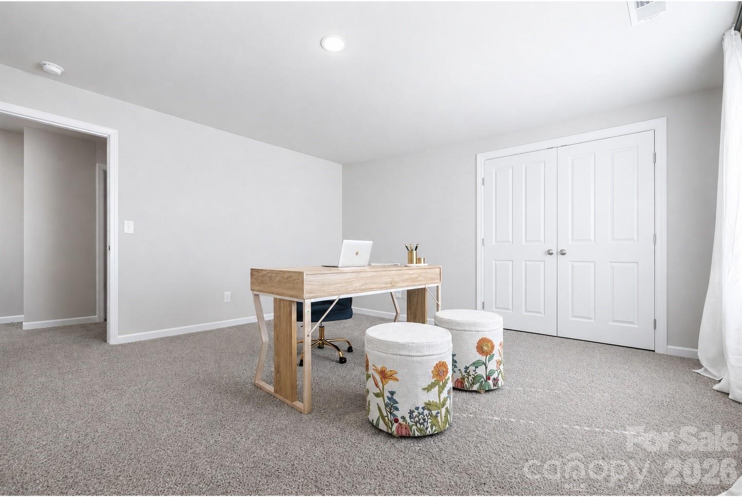 210 Roxanna Court Property Photo 27