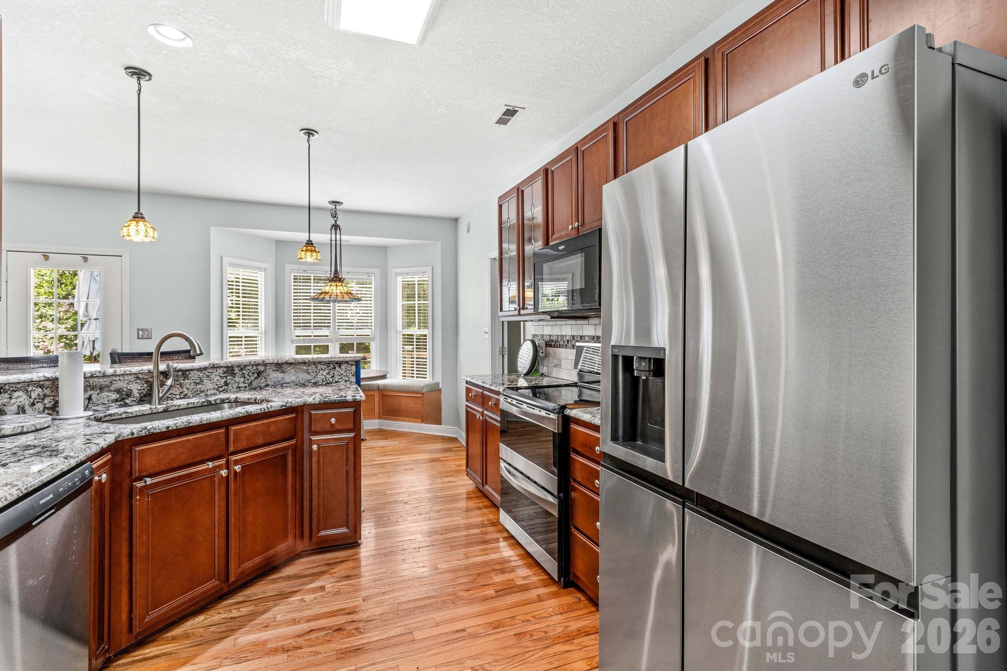 276 Falcon Crest Lane Property Photo 15