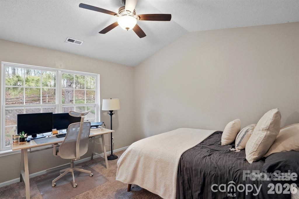 12350 Hennigan Place Lane Property Photo 12