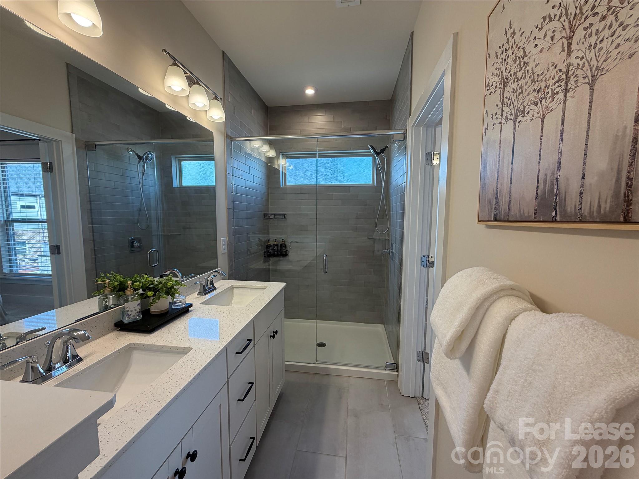 16034 Roscoe Lane Property Photo 7