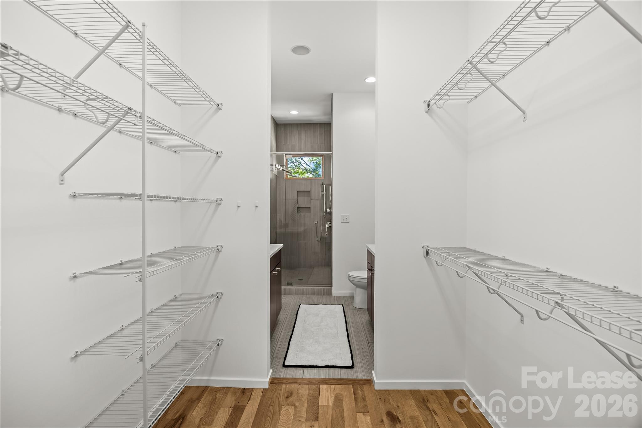 918 Greenleaf Avenue Property Photo 25