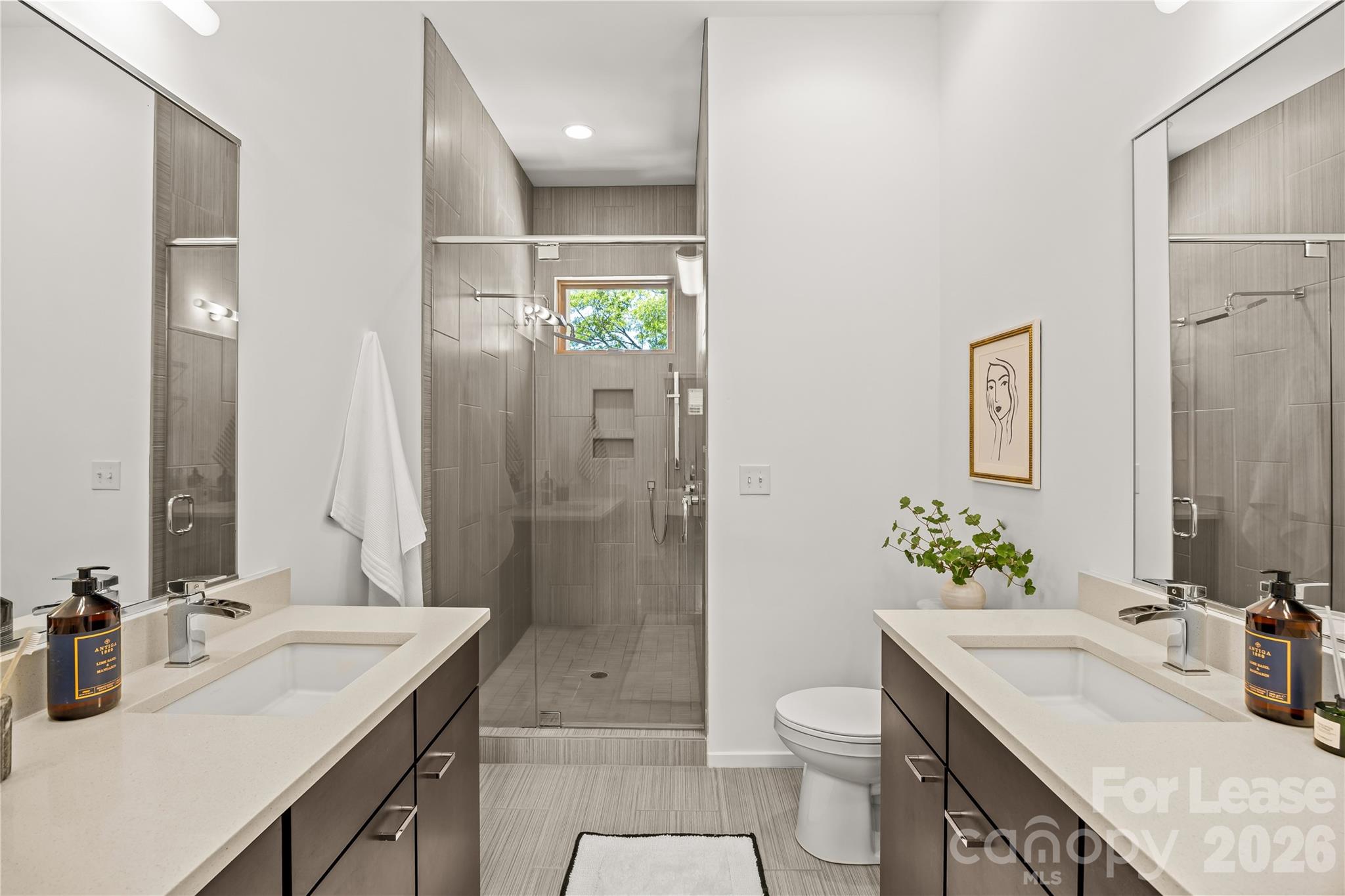 918 Greenleaf Avenue Property Photo 26