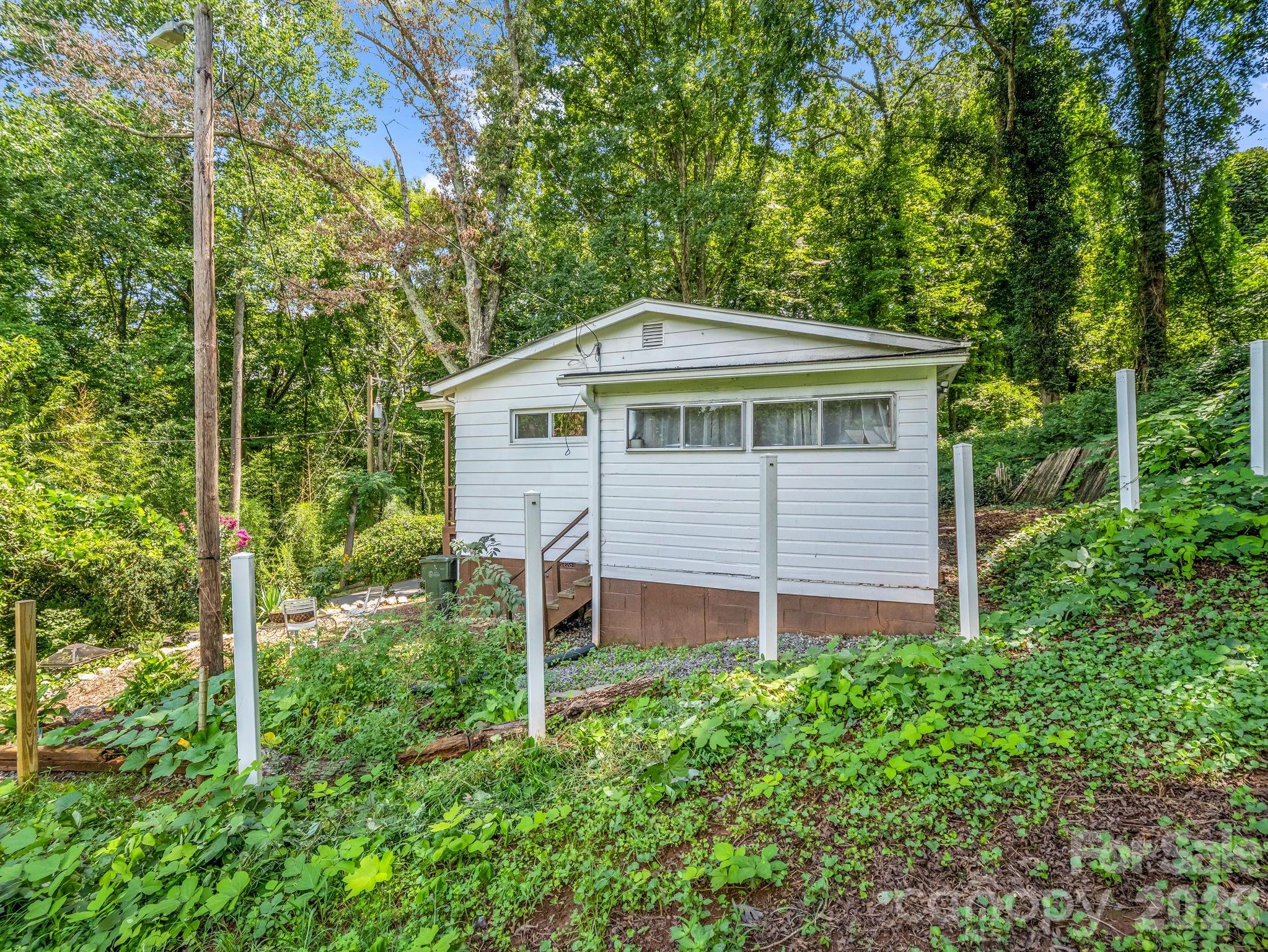 333 N Meridian Street Property Photo 5