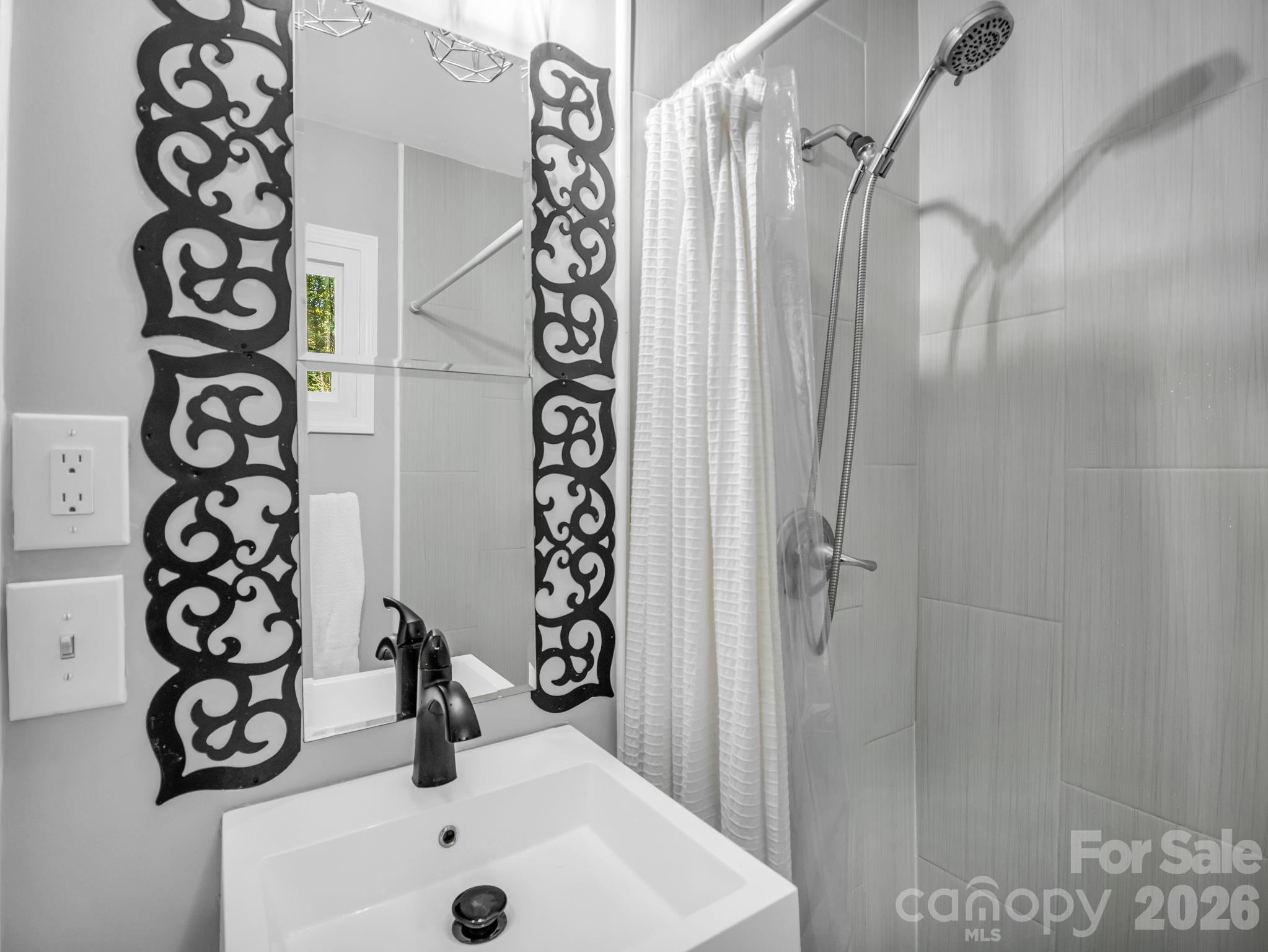 333 N Meridian Street Property Photo 17