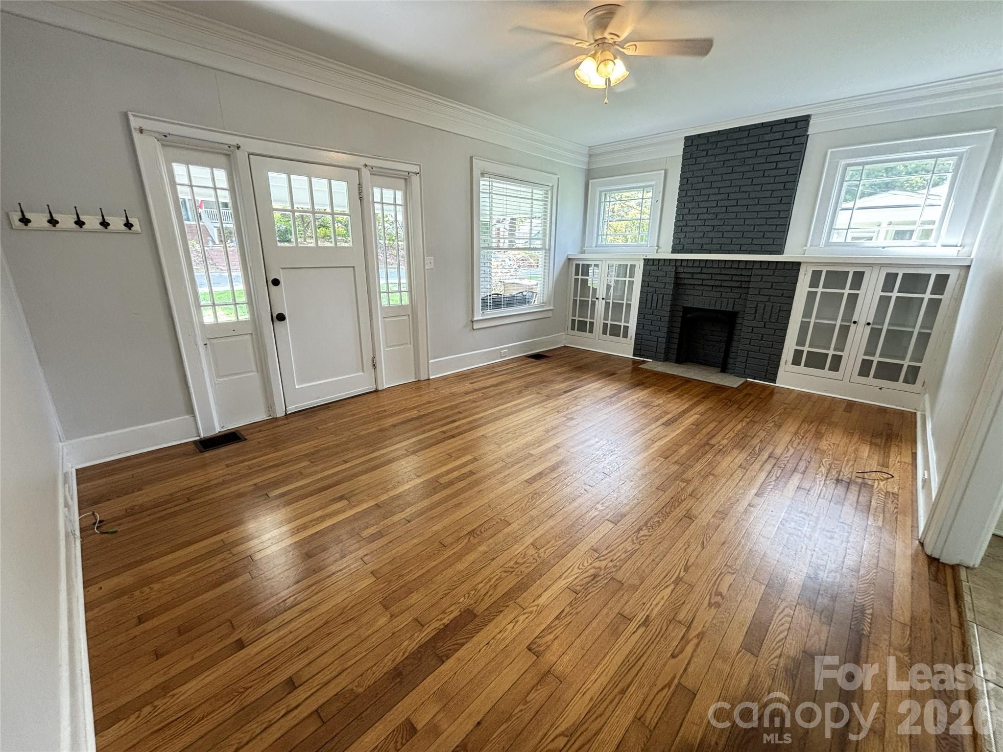 629 N Cedar Street Property Photo 3