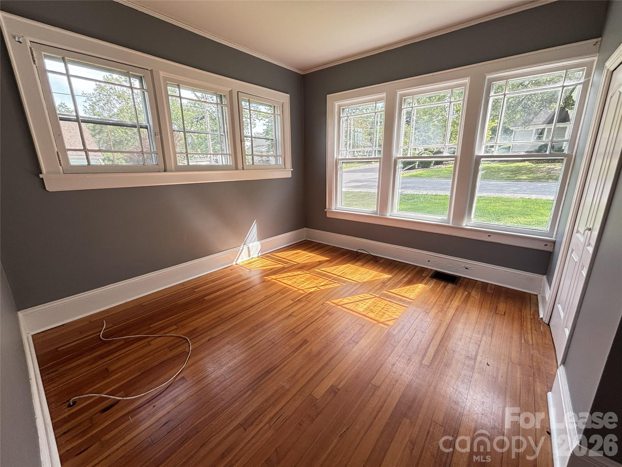 629 N Cedar Street Property Photo 7